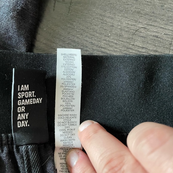 adidas icon un wv joggers - Picture 6 of 7